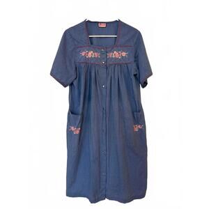 Vintage Granada Women's Housecoat Robe Blue Snap Front Pink Flower